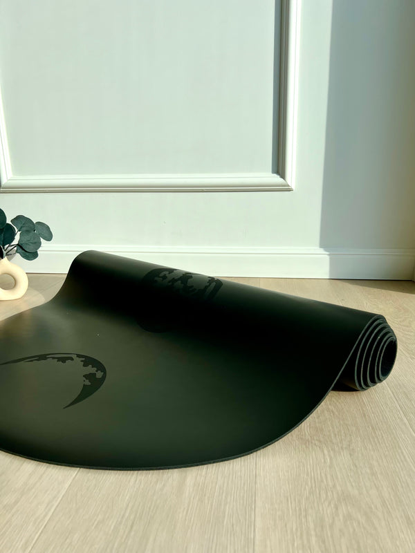 MATA SEMI – OVAL BLACK MOON  
LIMITED COLLECTION