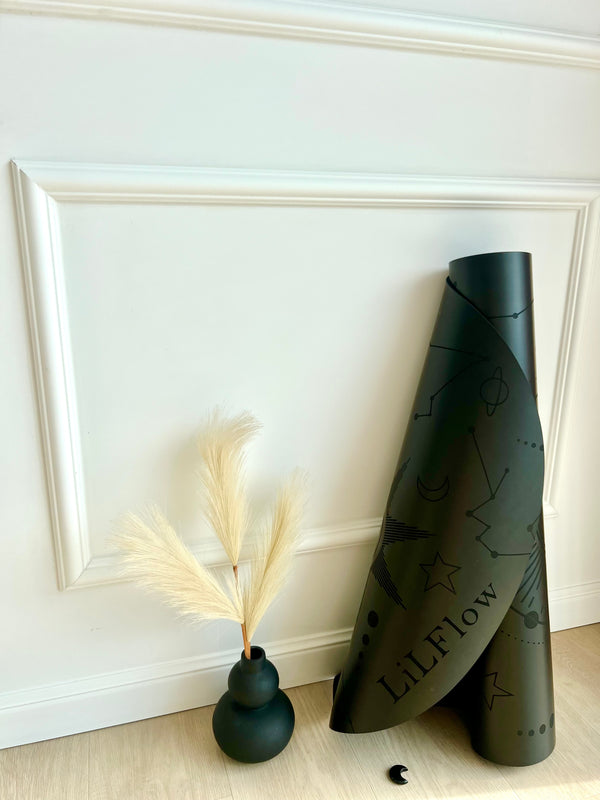 MATA OVAL BLACK MOON
LIMITED COLLECTION