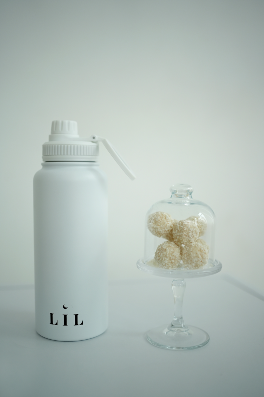 WHITE BOTTLE CRYSTAL MagSafe