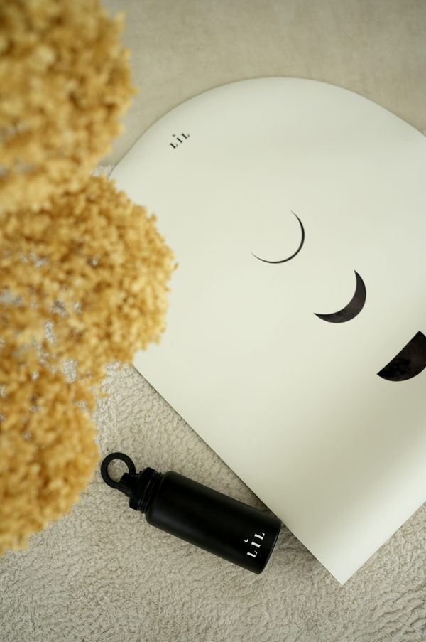 WHITE MOON CRYSTAL OVAL MAT NATURAL RUBBER